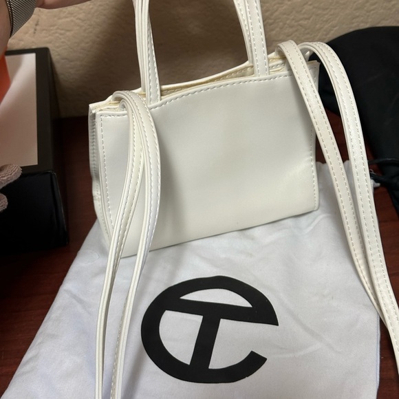 Telfar Mini white bag. Used a few times AUTHENTIC - Picture 3 of 3